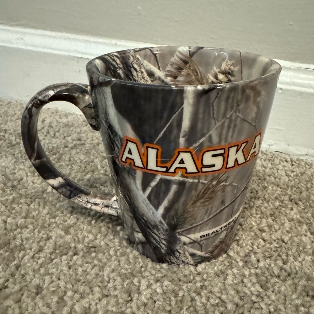 Alaskan Real Tree Camo Design 11 Oz. Coffee Mug